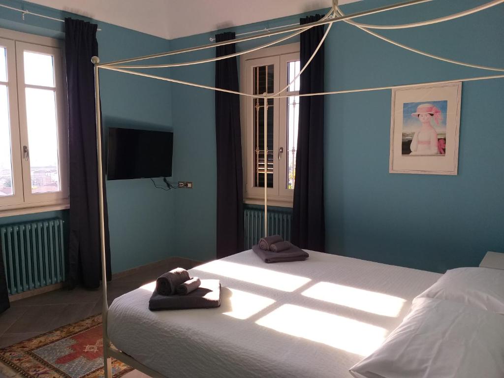 VILLA ADRIANA - Habitación Doble Con Baño Privado