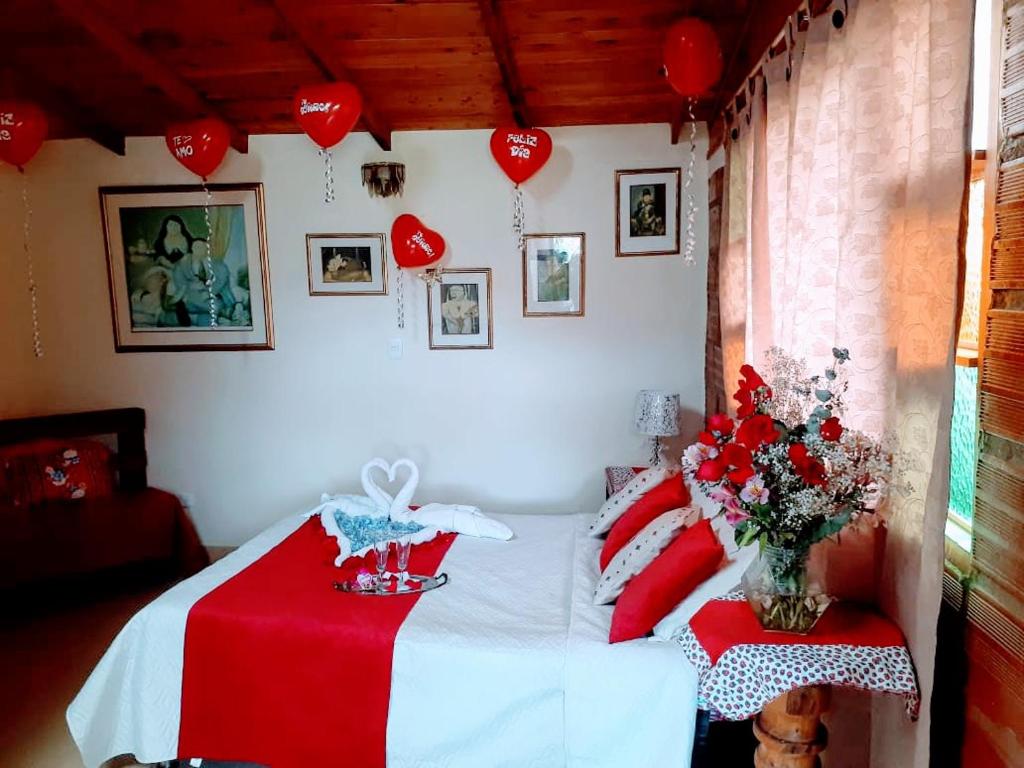 Postel nebo postele na pokoji v ubytování Finca Hotel Nutabes