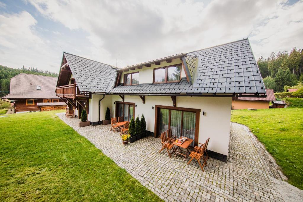 Budova, kde se apartmán nachází