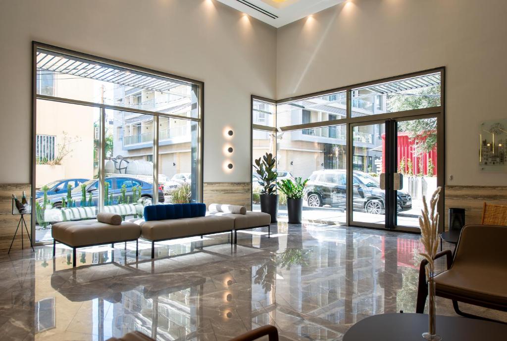Posezení v ubytování ZUR Studios and Suites