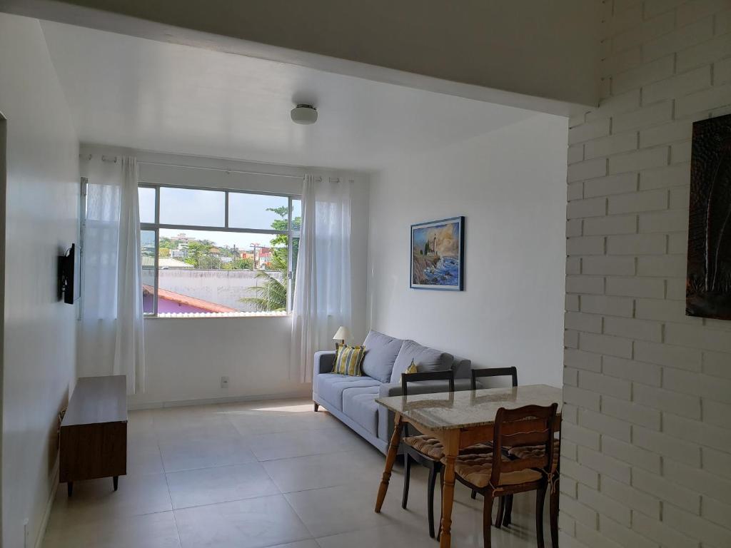  Apartamento a 2 quadras da Praia do Centro