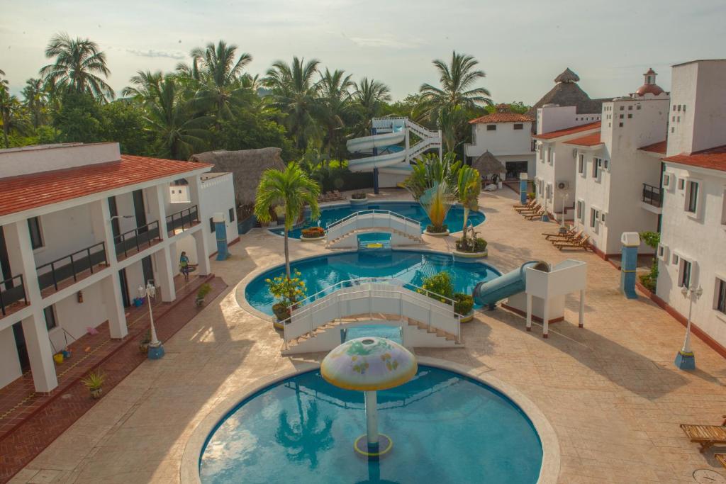A view of the pool at HOTEL VILLA AZUL or nearby