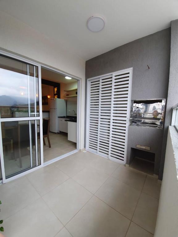  Condomínio completo em Ubatuba a 300 metros da praia