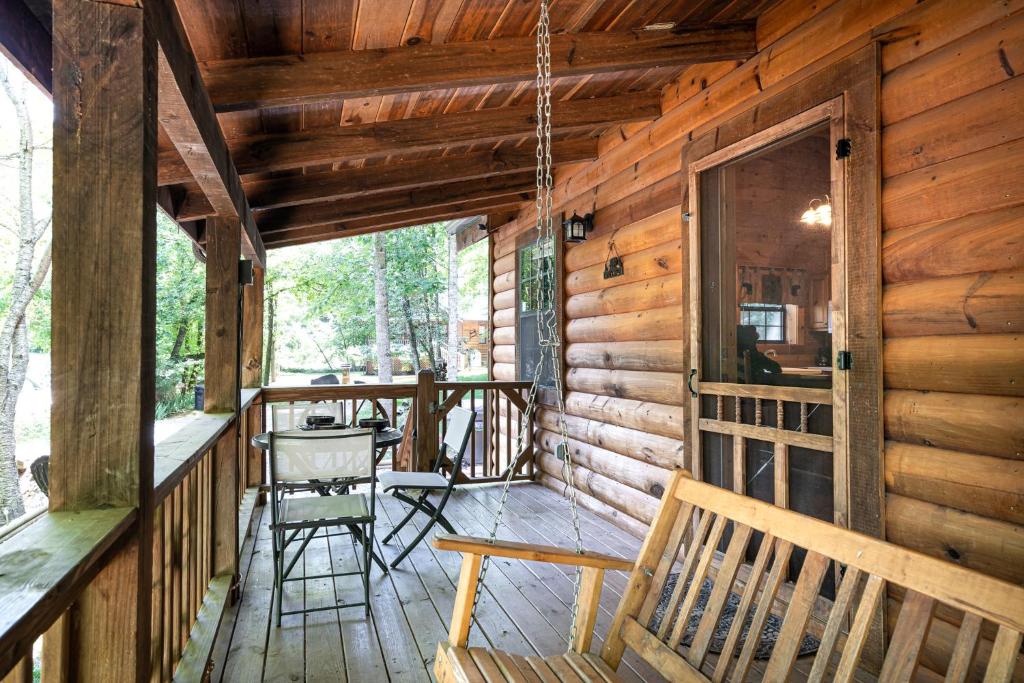Mosey Bear - Chalet