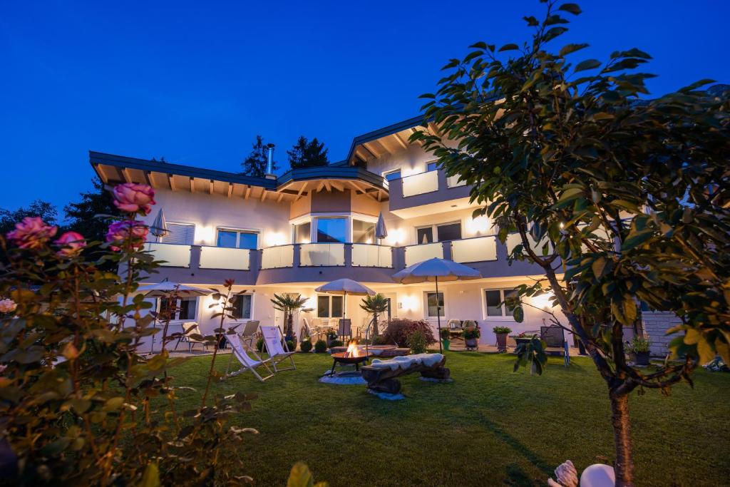 Zahrada ubytování Hitchcock Apartment Stubai
