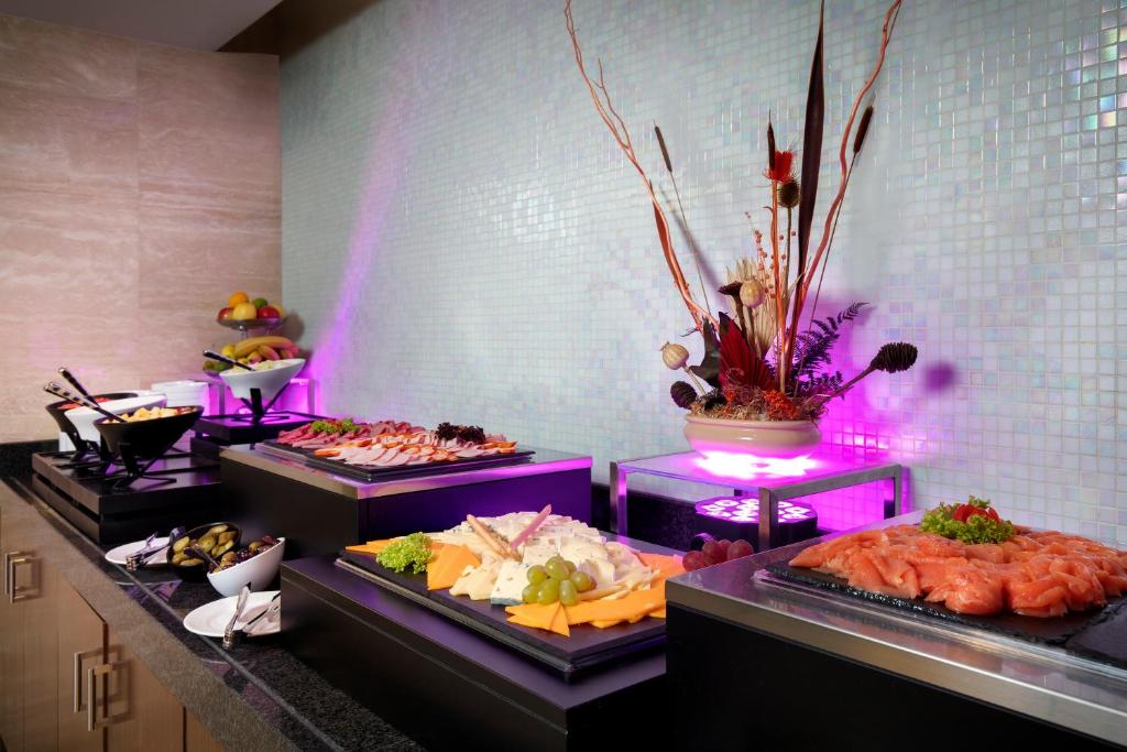 Crowne Plaza Bucharest by IHG - Resim 37