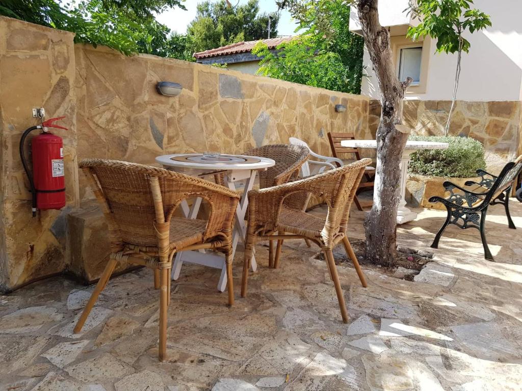 Patio nebo venkovní prostory v ubytování Apartments Tina FREE transfer from-to the airport