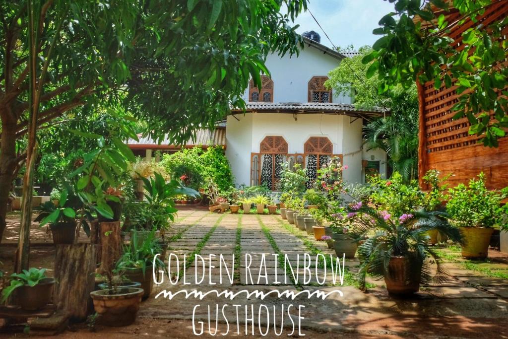 Zahrada ubytování Golden Rainbow Guest House