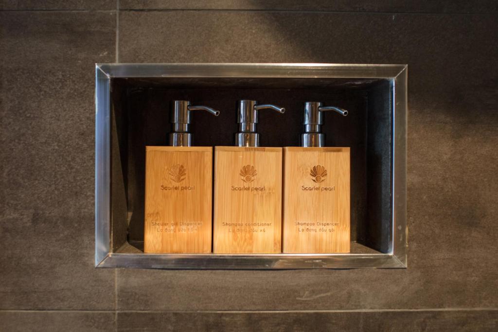 Scarlet Pearl Cruises - Wonder On Lan Ha Bay - 8