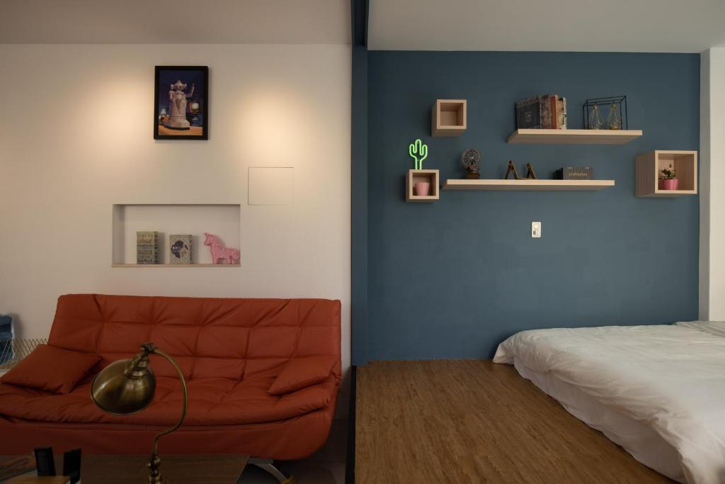 Postel nebo postele na pokoji v ubytování YouI98 Guesthouse一層一戶大坪數套房#本國旅客須先匯款