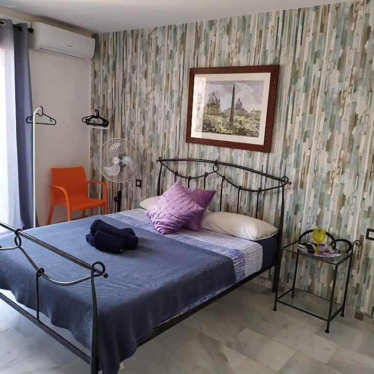 Posteľ alebo postele v izbe v ubytovaní Málaga Centro Hostel