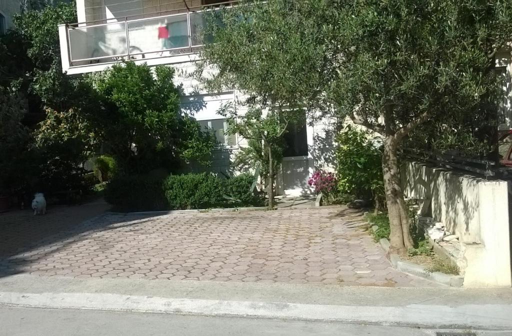 Budova, v ktorej sa apartmán nachádza