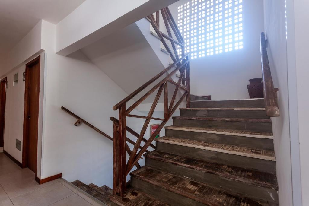  Economy Suites