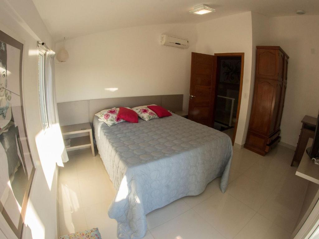  Mansão Luxuosa com Sete Quartos à Poucos Metros da Praia de Geribá