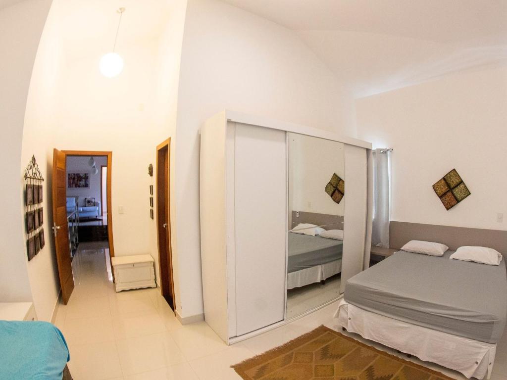  Mansão Luxuosa com Sete Quartos à Poucos Metros da Praia de Geribá