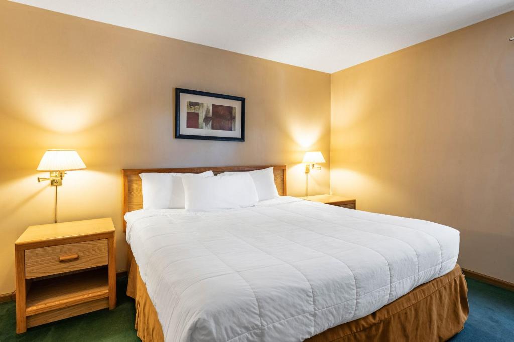 Americas Best Value Inn St. Marys - Deluxe King Suite Con Baño De Spa, No Fumador