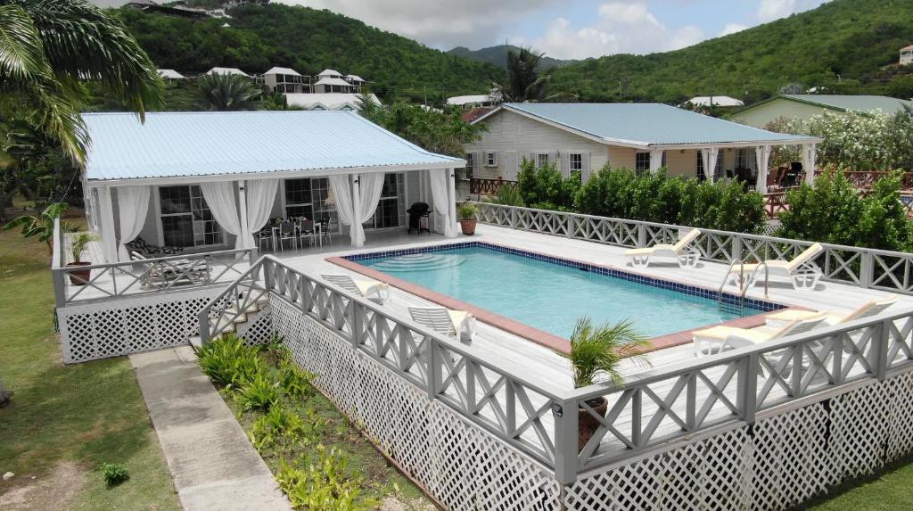 The White House, Jolly Harbour (updated prices 2025)