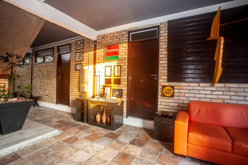  Economy Flat