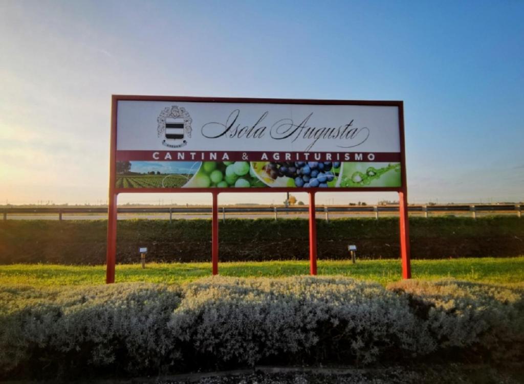 Fotografia z galérie ubytovania Agriturismo Isola Augusta v destinácii Palazzolo dello Stella