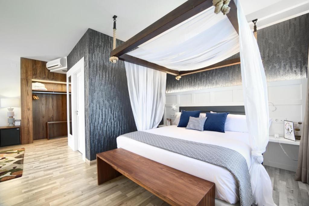 Postel nebo postele na pokoji v ubytování Hotel Luze El Villa