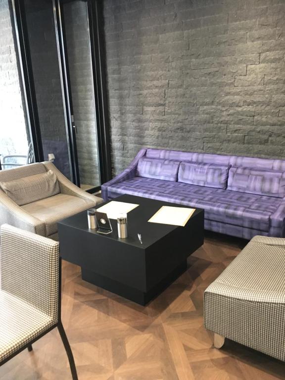 Posezení v ubytování Nagoyaeki Access Hotel