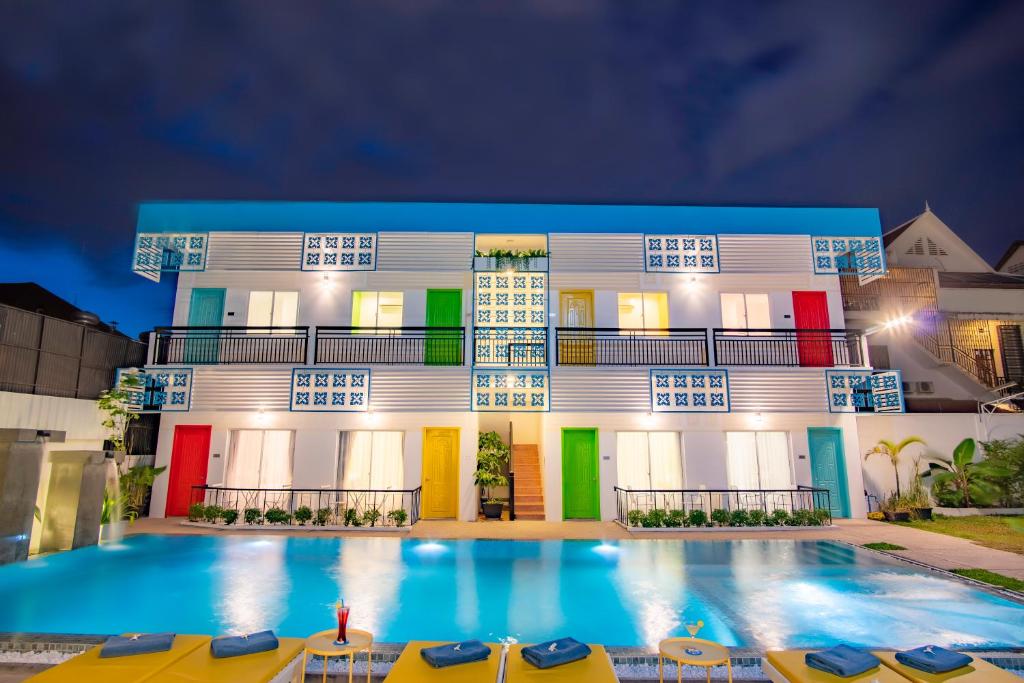 Bazén v ubytování Glow Inn Siem Reap nebo v jeho okolí
