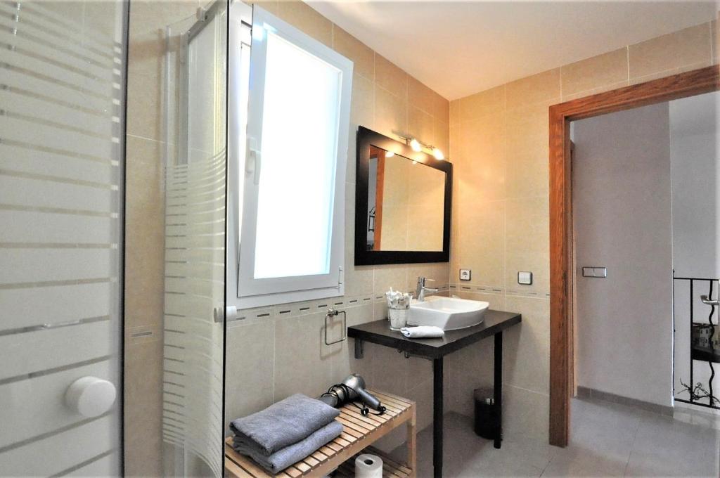 Koupelna v ubytování ES PAS- Chalet en Cala Pi muy solicitado
