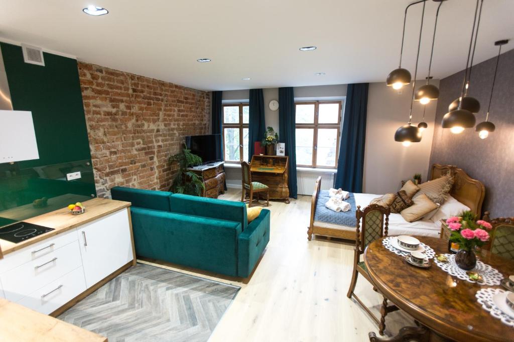 Kuchyňa alebo kuchynka v ubytovaní Luxury in the Heart of the Old Town