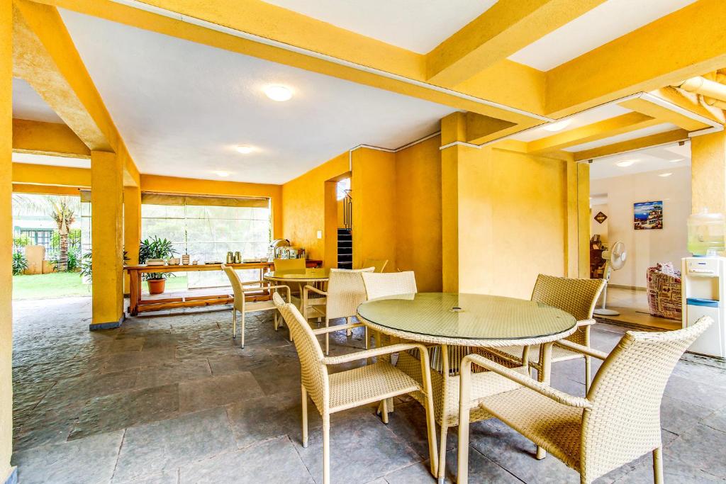 Posezení v ubytování Veera Strand Park Serviced Apartments near Calangute