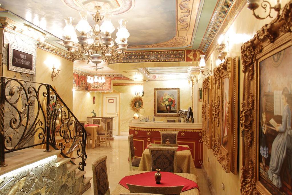 Restoran atau tempat lain untuk makan di Hotel Villa Fernando Tirana