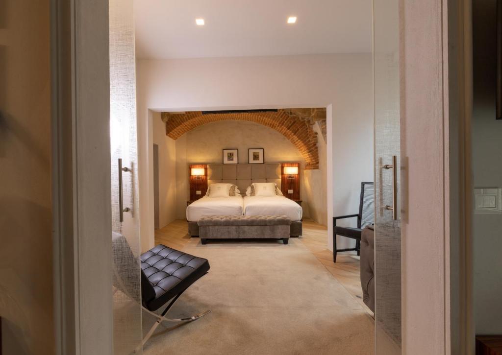 Donati Luxury Tower Suites - 6