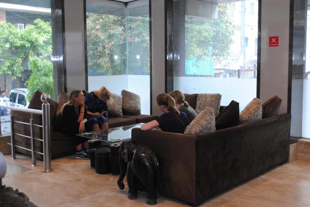 Posezení v ubytování Hotel Superb 5 Mins Walk From New Delhi Station