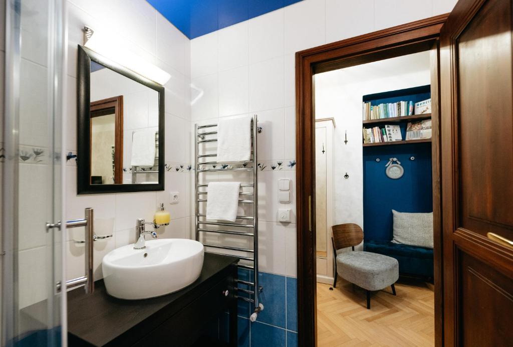 Ένα μπάνιο στο Boutique Hotel Romantick