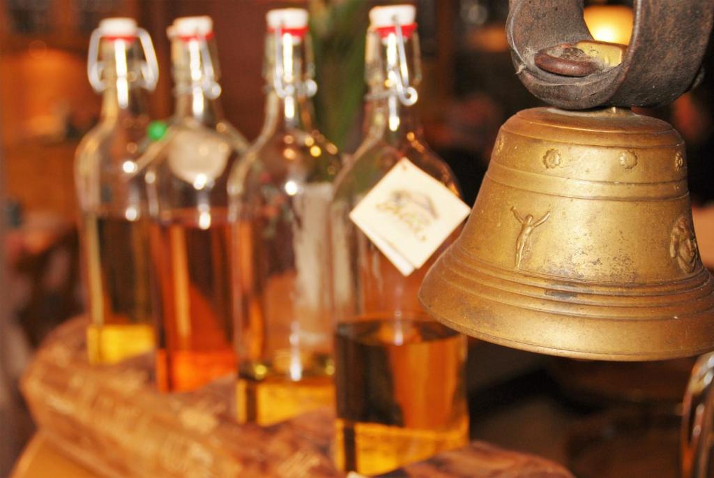 Nápoje v ubytování Traditions-Gasthaus Bayrischer Hof