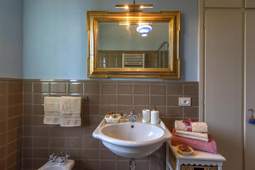Kúpeľňa v ubytovaní Agriturismo Villa Ulivello in Chianti