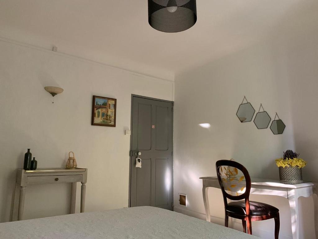 Postel nebo postele na pokoji v ubytování Bastide Sainte Agnès