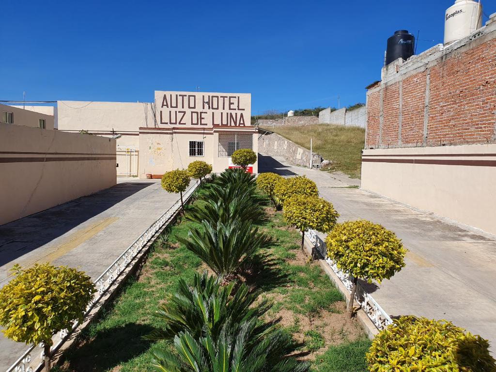 Auto Hotel Luz De Luna