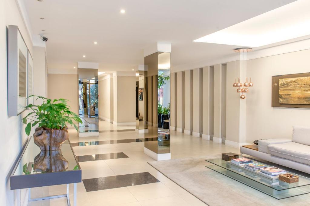  FLAT SAINT TROPEZ