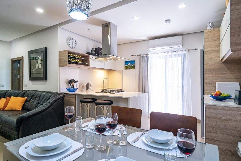 Pebbles, apartment 1, Marsalforn