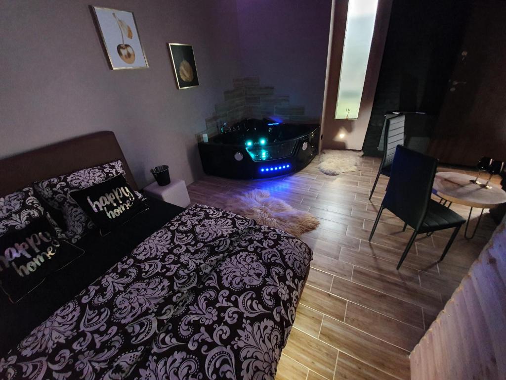 Apartament z jacuzzi Kraków - Deluxe Apartment With Spa Bath