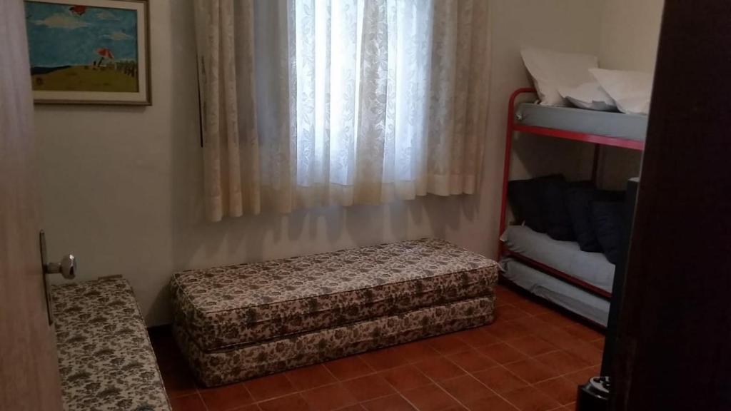  Ubatuba Tenório apto térreo 8 pess