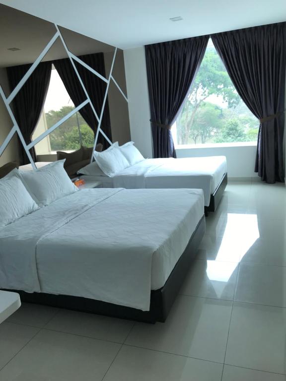 GOODY HOTEL - Family Double Room