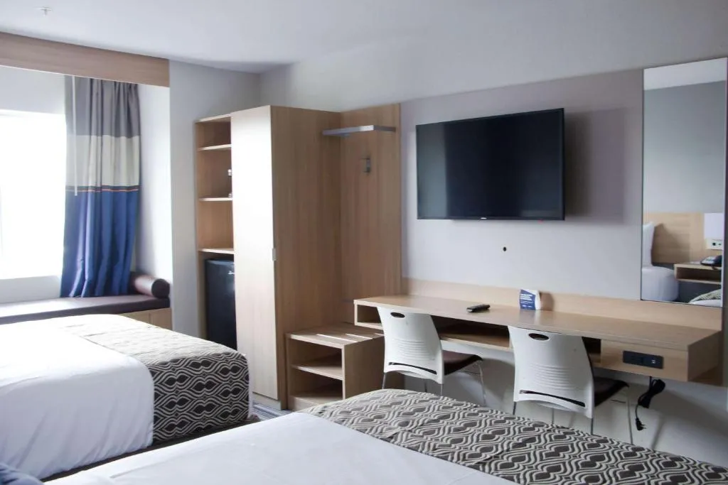Microtel Inn & Suites by Wyndham Camp Lejeune/Jacksonville in Jacksonville