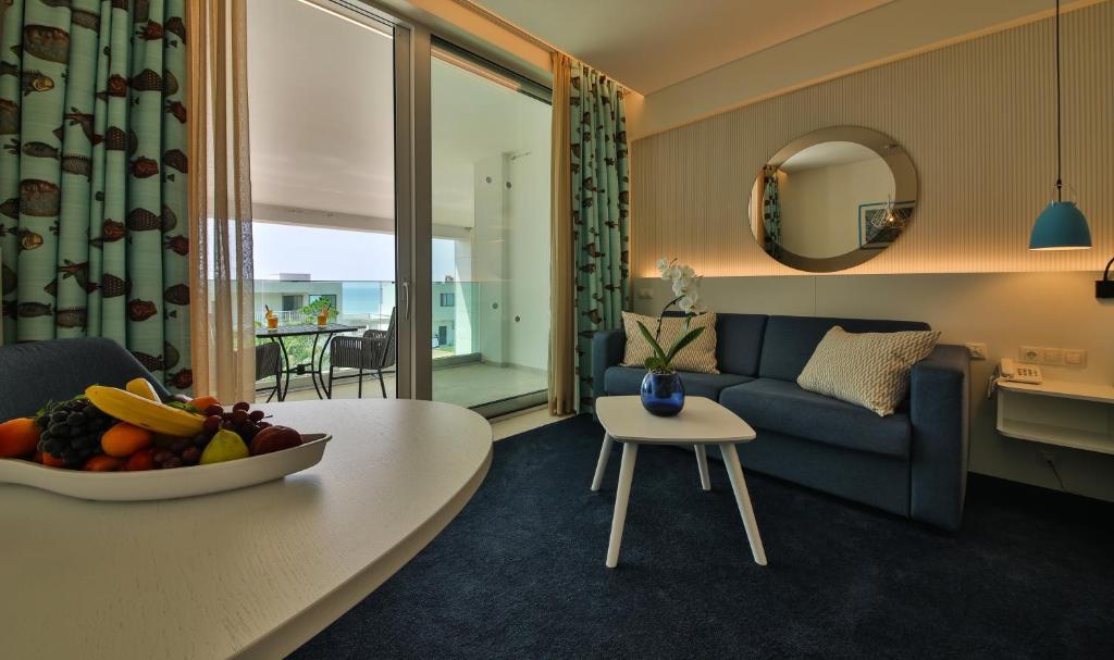 Гостиная зона в White Lagoon Resort - All Inclusive