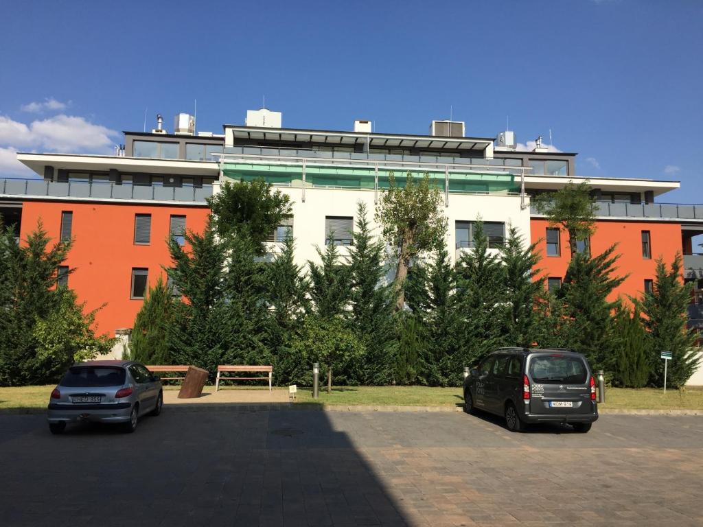Budova, v ktorej sa apartmán nachádza