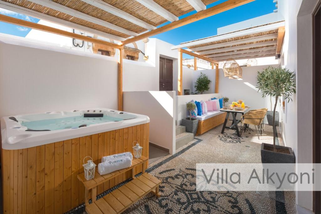 Fotografie z fotogalerie ubytování Lindos Amphitheater Villas and Apartments v destinaci Líndos