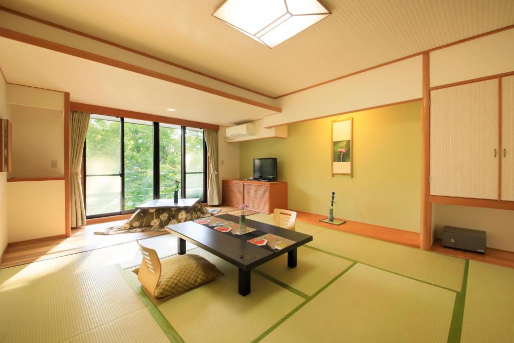 Hotel Shikisai - Standaard Kamer In Japanse Stijl Met Kotatsu