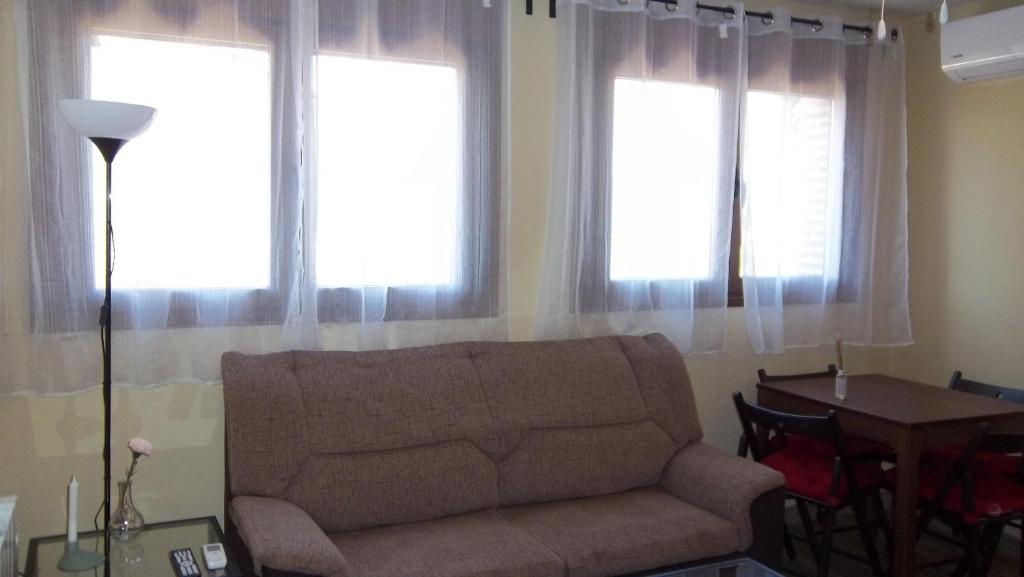 Гостиная зона в Apartamentos "Casa Rural de Aldea"