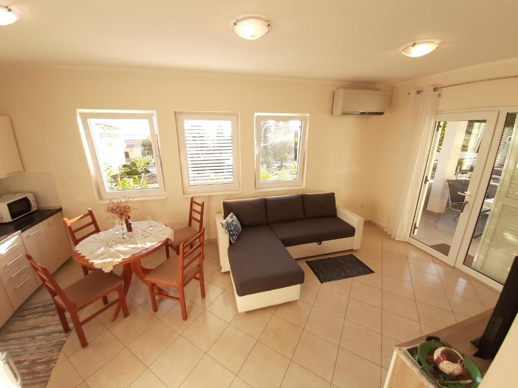 Zdjęcie z galerii obiektu Apartments Puky Dreams w Novalji