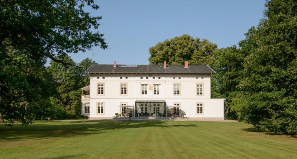 Фото Herrenhaus Gut Bliestorf